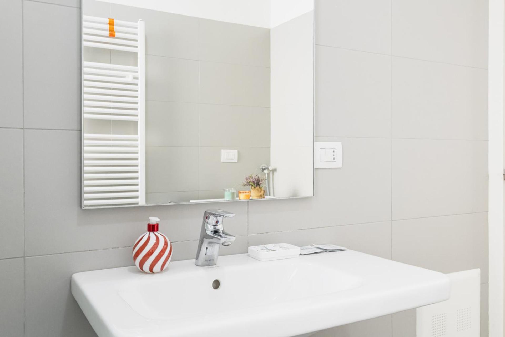 Easylife - Stile E Comfort Sui Navigli Lejlighed Milano Eksteriør billede