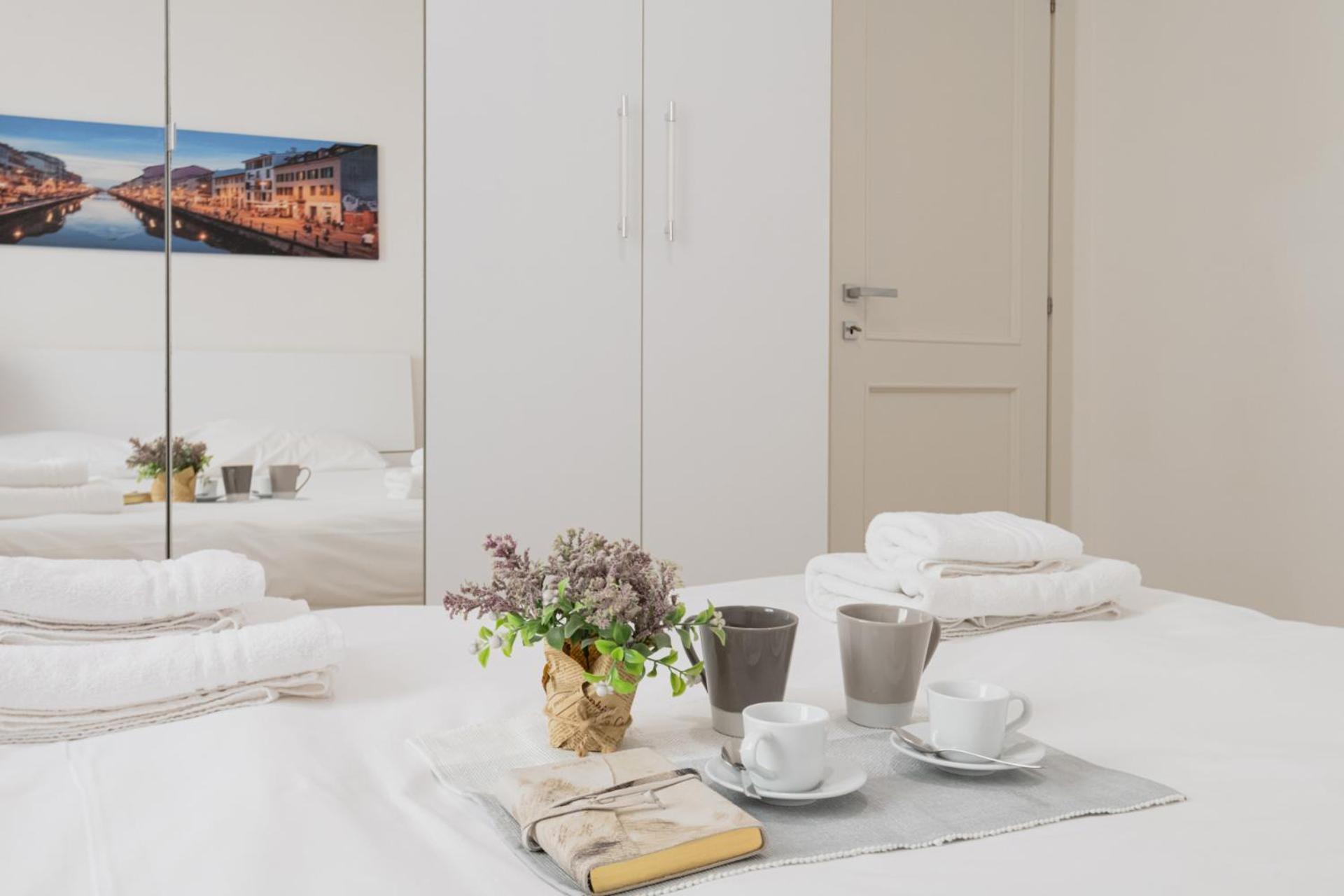 Easylife - Stile E Comfort Sui Navigli Lejlighed Milano Eksteriør billede