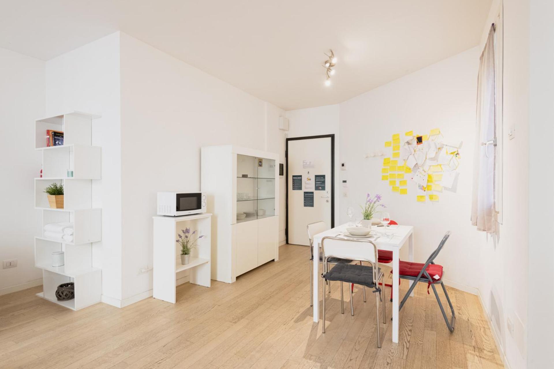 Easylife - Stile E Comfort Sui Navigli Lejlighed Milano Eksteriør billede