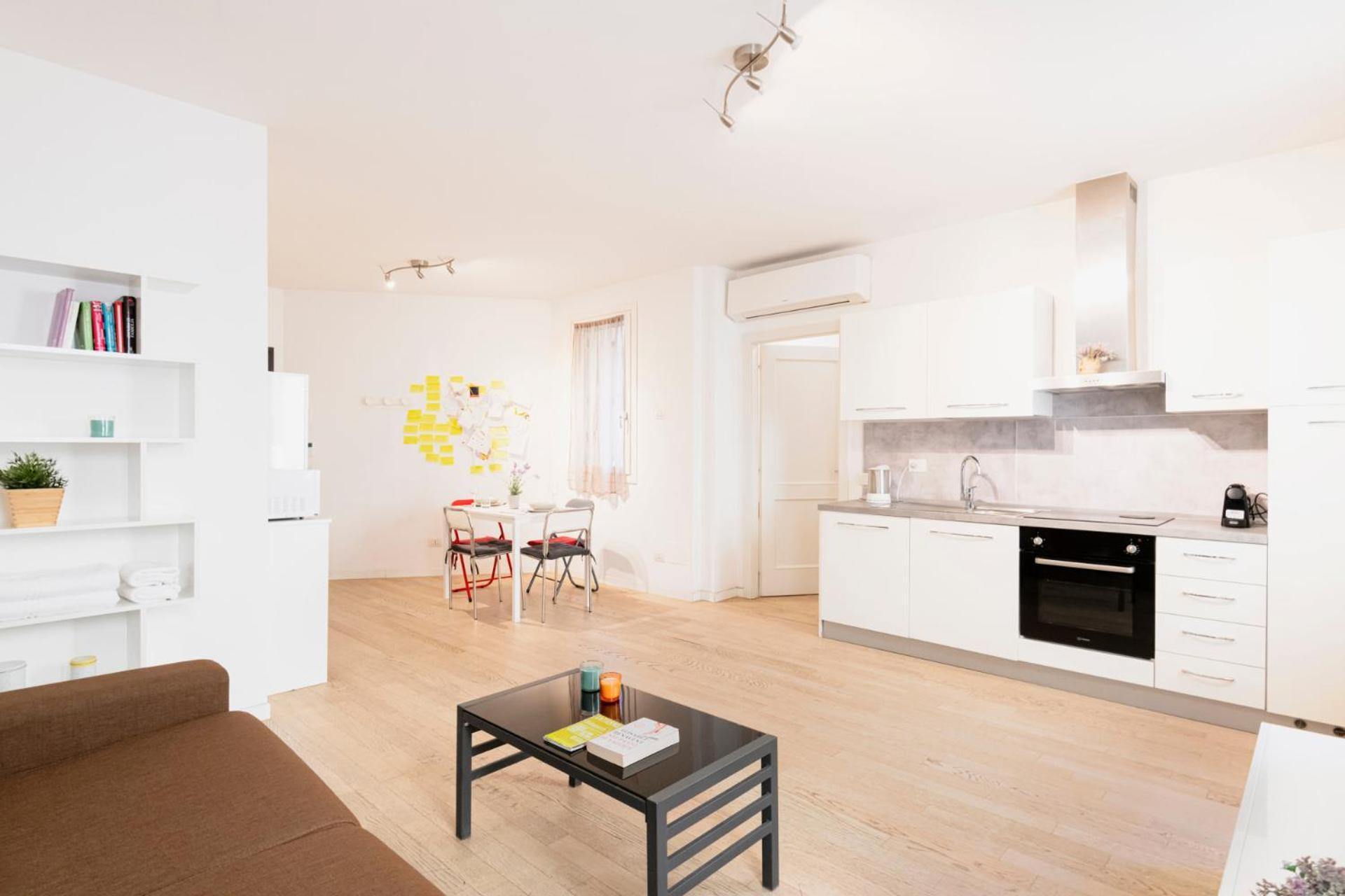 Easylife - Stile E Comfort Sui Navigli Lejlighed Milano Eksteriør billede