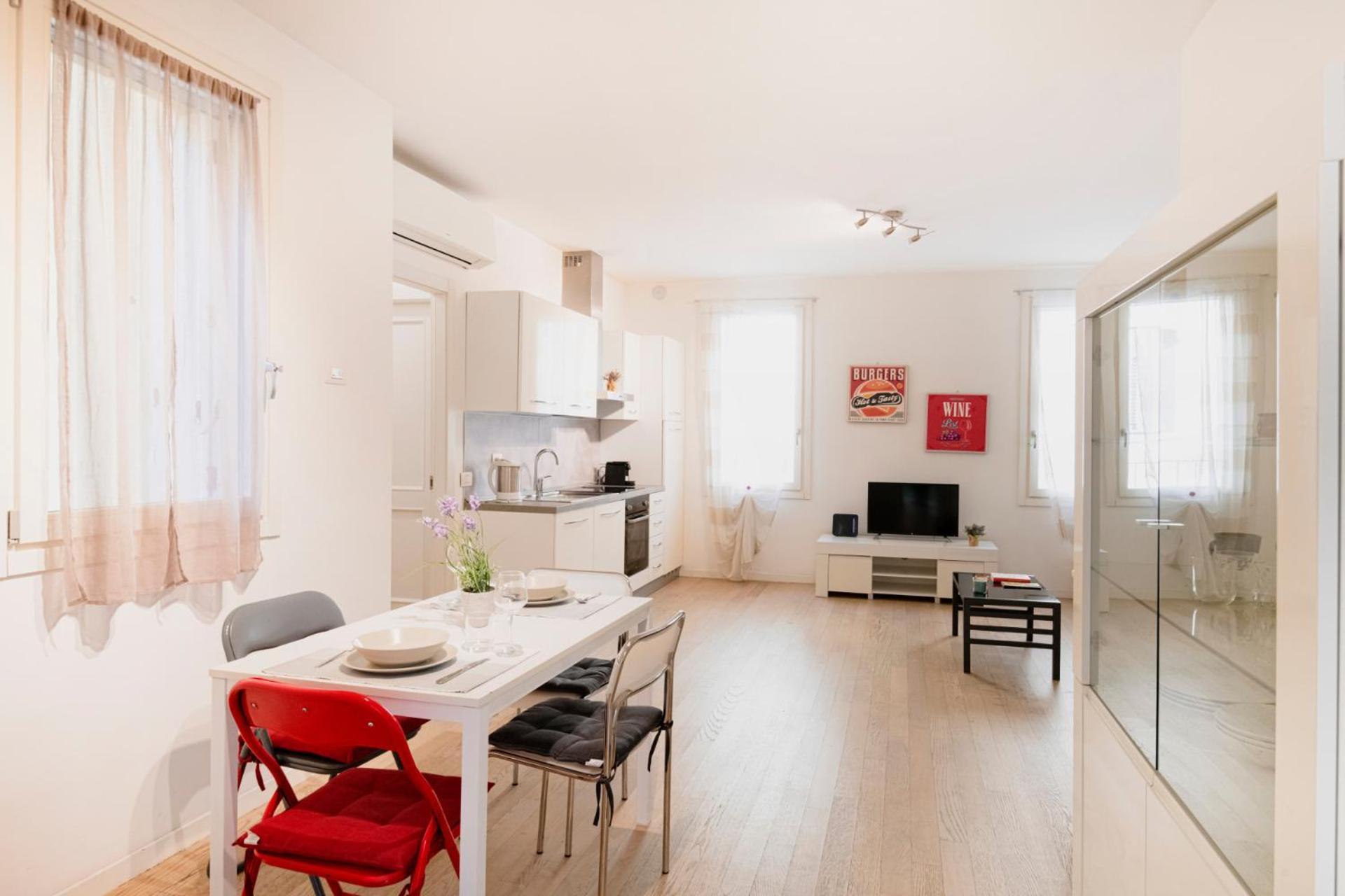 Easylife - Stile E Comfort Sui Navigli Lejlighed Milano Eksteriør billede