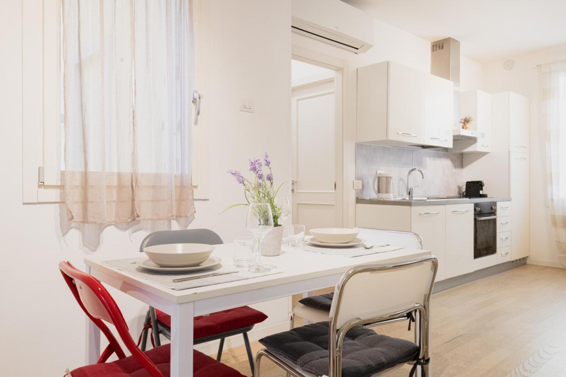 Easylife - Stile E Comfort Sui Navigli Lejlighed Milano Eksteriør billede