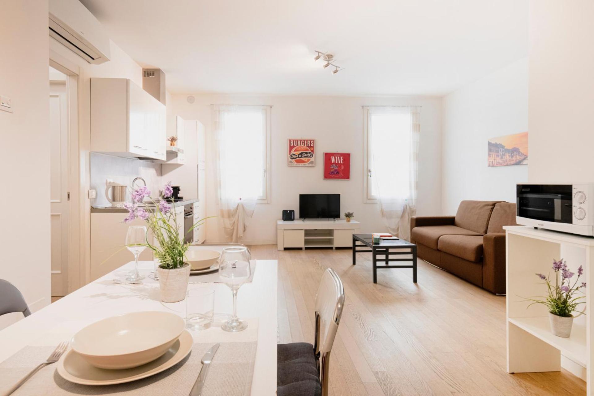 Easylife - Stile E Comfort Sui Navigli Lejlighed Milano Eksteriør billede